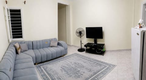 Communal lounge/ TV room, TV and multimedia, Living room, Seating area