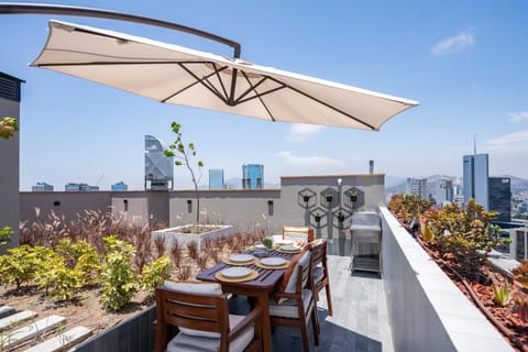 Balcony/Terrace, Dining area