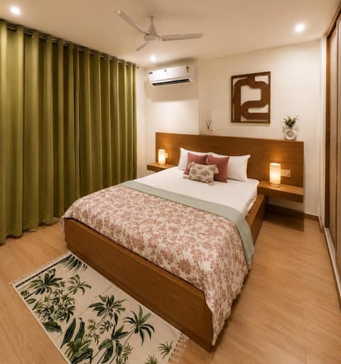 Bed, Photo of the whole room, Bedroom, air conditioner