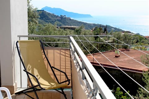 View (from property/room), Balcony/Terrace, Mountain view, Sea view