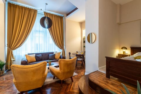 Living room, Photo of the whole room