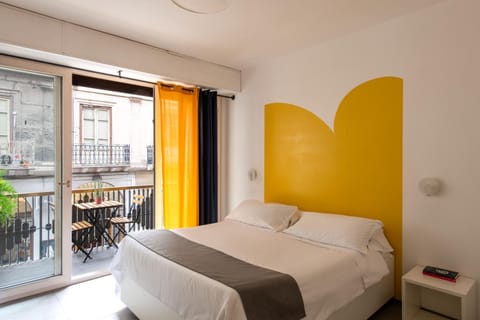 Bed, View (from property/room), Balcony/Terrace, Photo of the whole room, Bedroom
