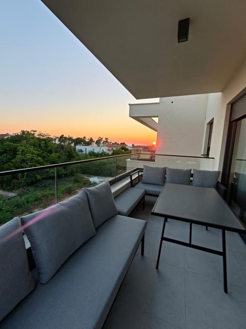 View (from property/room), Balcony/Terrace, Sunset