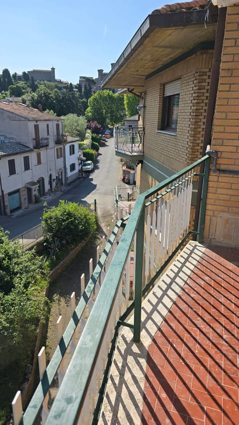 Balcony/Terrace, Street view