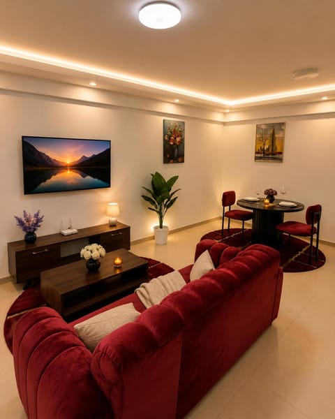 Communal lounge/ TV room, TV and multimedia, Living room, Seating area, Evening entertainment