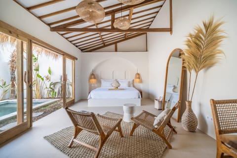 Bed, Balcony/Terrace, Photo of the whole room, Bedroom, Pool view, Swimming pool, towels