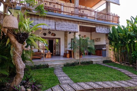 Property building, Garden