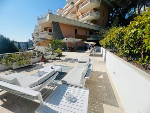 Balcony/Terrace, Balcony/Terrace
