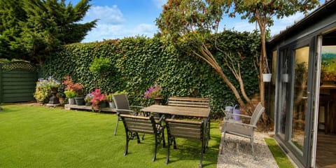 Garden, Garden view