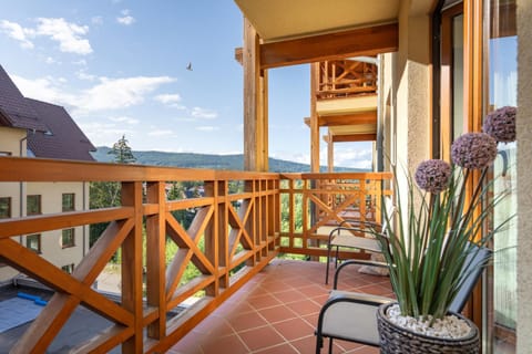 Patio, Day, View (from property/room), Balcony/Terrace
