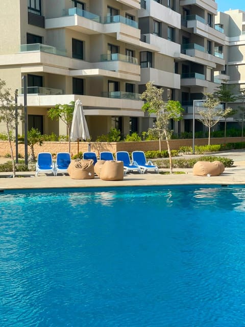 Garden, Balcony/Terrace, Pool view, Swimming pool, Swimming pool, sunbed
