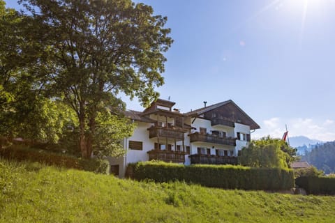 Property building, Natural landscape, Mountain view