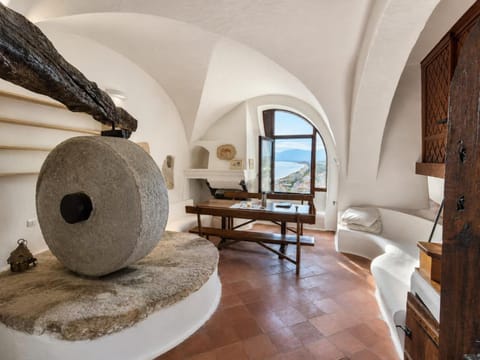 Natural landscape, Living room, Seating area