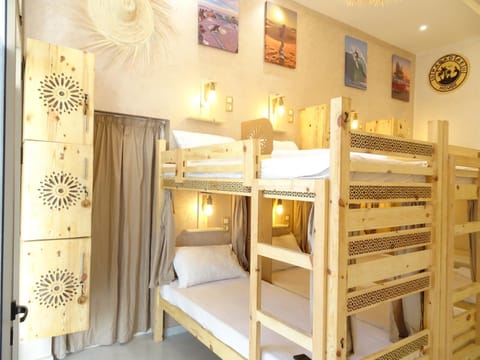 Bed, bunk bed