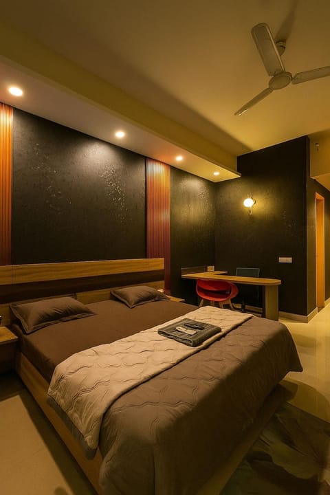 Bed, Bedroom