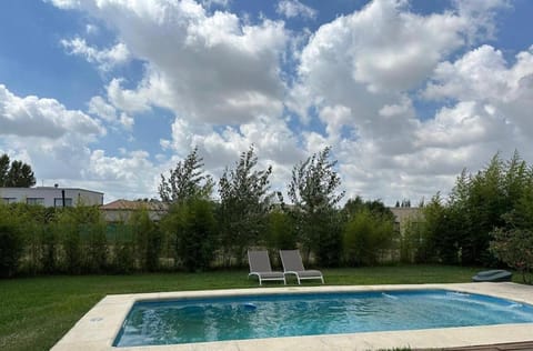 Garden, Swimming pool, sunbed