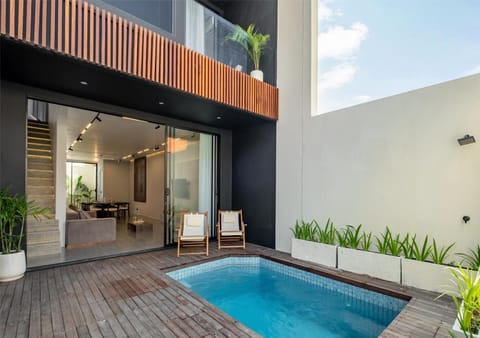 Property building, Pool view, Swimming pool, sunbed