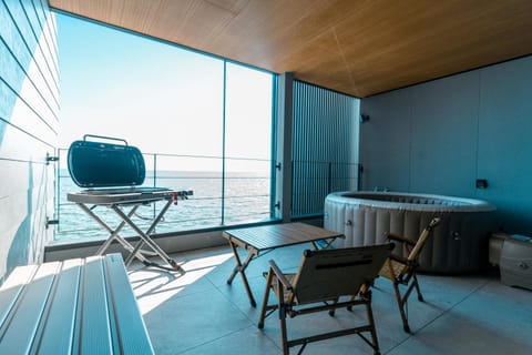 Natural landscape, BBQ facilities, View (from property/room), Balcony/Terrace, Balcony/Terrace, Sea view