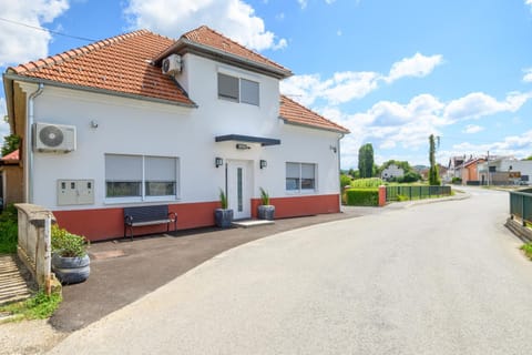 Property building, Street view