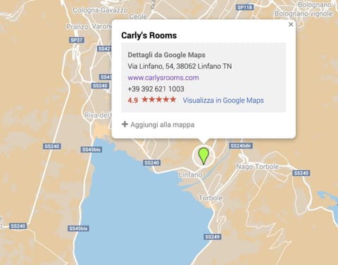 Carly's Rooms Bed and Breakfast in Nago–Torbole