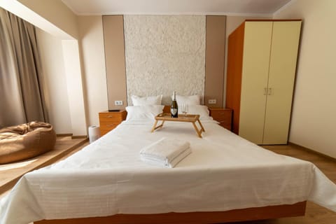 Bed, Photo of the whole room, Bedroom, towels, wardrobe