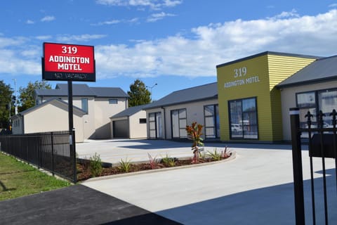 Property building, Day