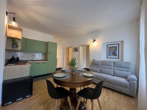 Kitchen or kitchenette, Living room, Dining area, stove