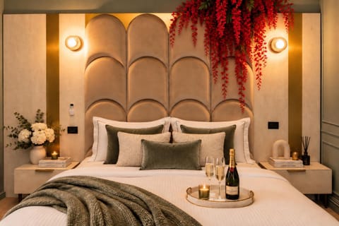 Bed, Bedroom