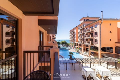 Balcony/Terrace, Pool view, Sea view