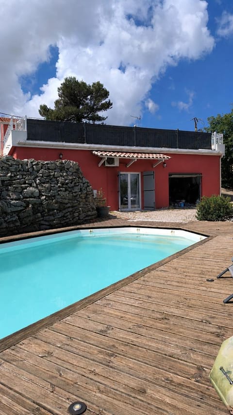 Property building, Swimming pool