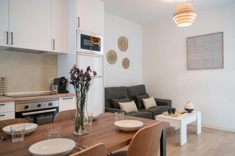 Kitchen or kitchenette, Living room, Dining area, stove