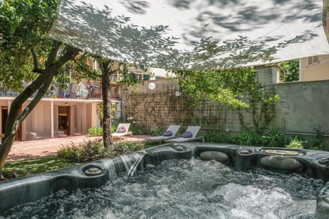 Hot Tub, Garden view