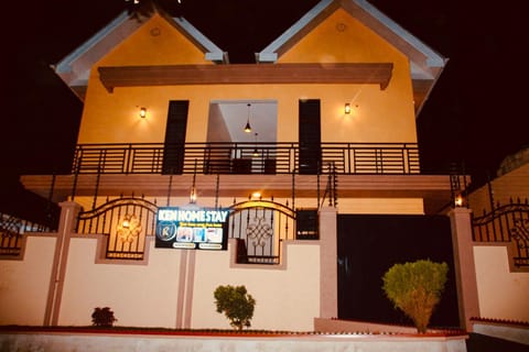 Property building, Night, View (from property/room), Balcony/Terrace