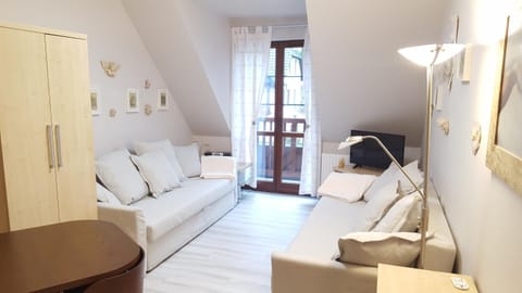 Balcony/Terrace, Living room, Seating area