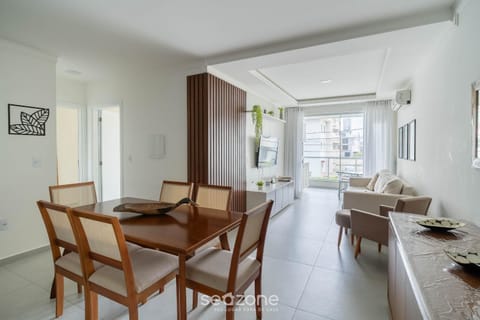 TV and multimedia, Living room, Dining area