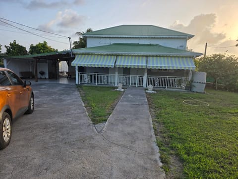 Property building, Garden, Sunset, Parking