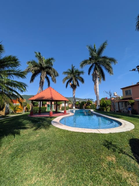 Garden, Pool view, Swimming pool, Swimming pool