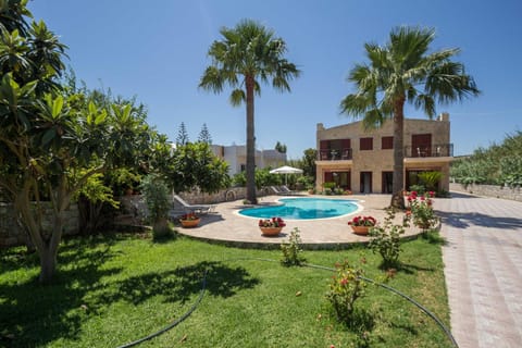 Garden, Swimming pool