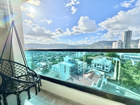 Day, View (from property/room), Balcony/Terrace, City view