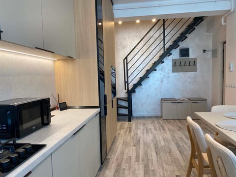 Living room, kitchen, acessibility