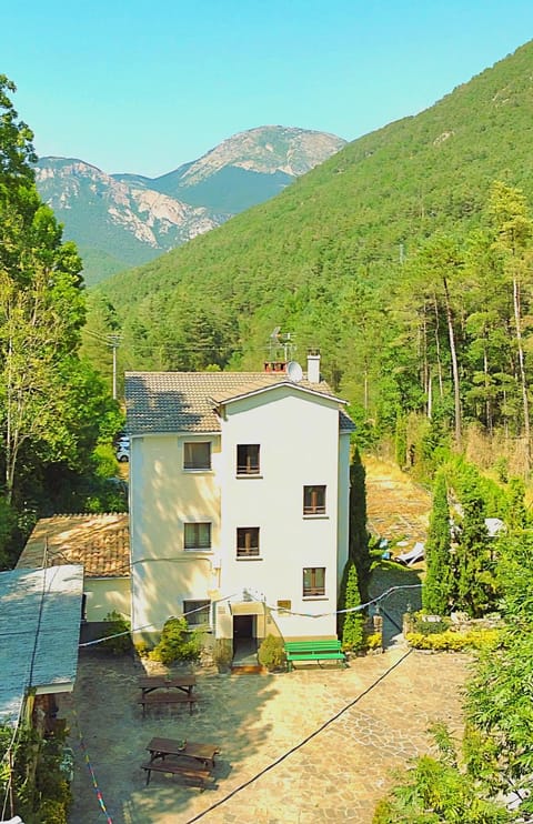 Property building, Natural landscape, Mountain view