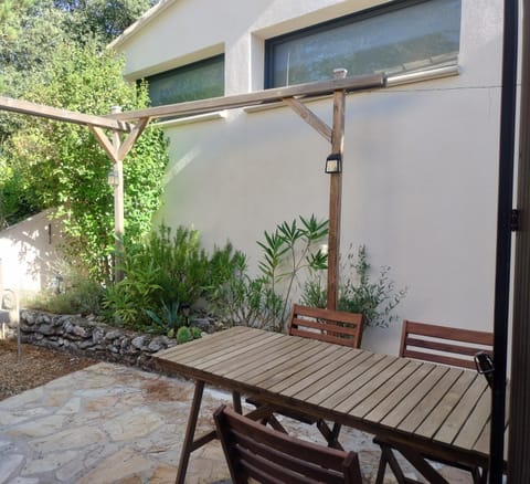 Patio, Balcony/Terrace, Dining area