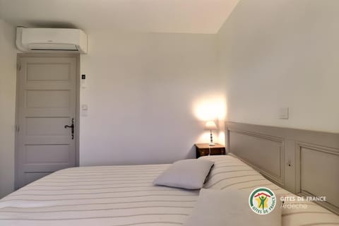 Property building, Living room, Bedroom