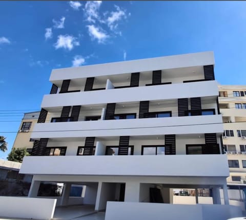 Property building, Balcony/Terrace