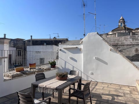 View (from property/room), Balcony/Terrace