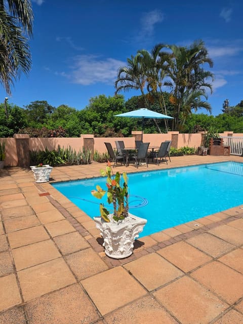 Summer, Swimming pool