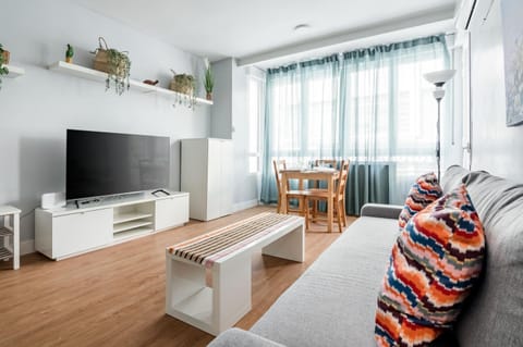 TV and multimedia, Living room, Seating area