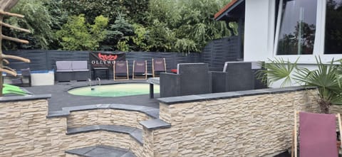 Patio, Day, Garden, View (from property/room), Balcony/Terrace, Seating area, Swimming pool