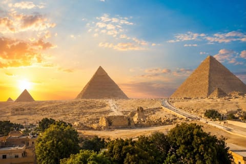 Nearby landmark, Day, Natural landscape, Landmark view, Mountain view, Sunrise, Sunset, group of guests