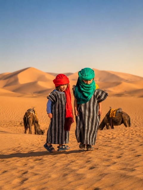 Day, People, Natural landscape, Animals, children, group of guests